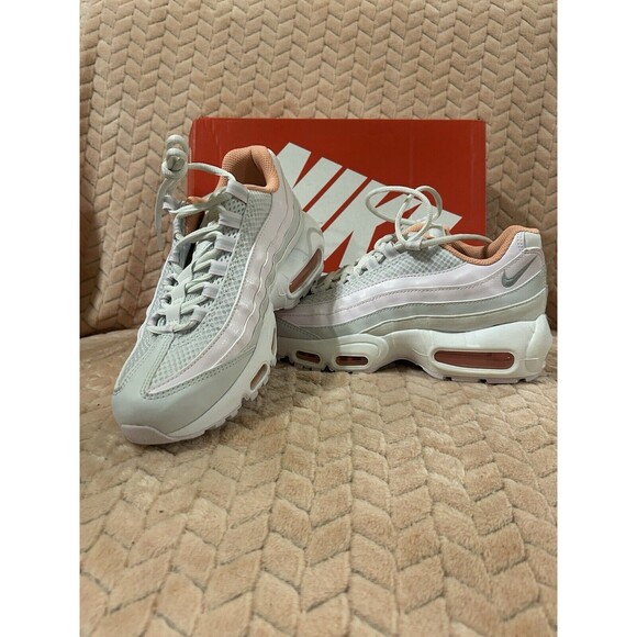 Nike Air Max 95 Recraft Platinum Tint White/Pink Big Kid SZ 5 Woman SZ 7 NWT Box - Picture 3 of 5